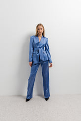 Blazer satinada lavanda